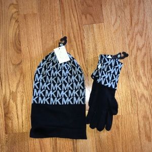 Michael Kors hat and gloves set